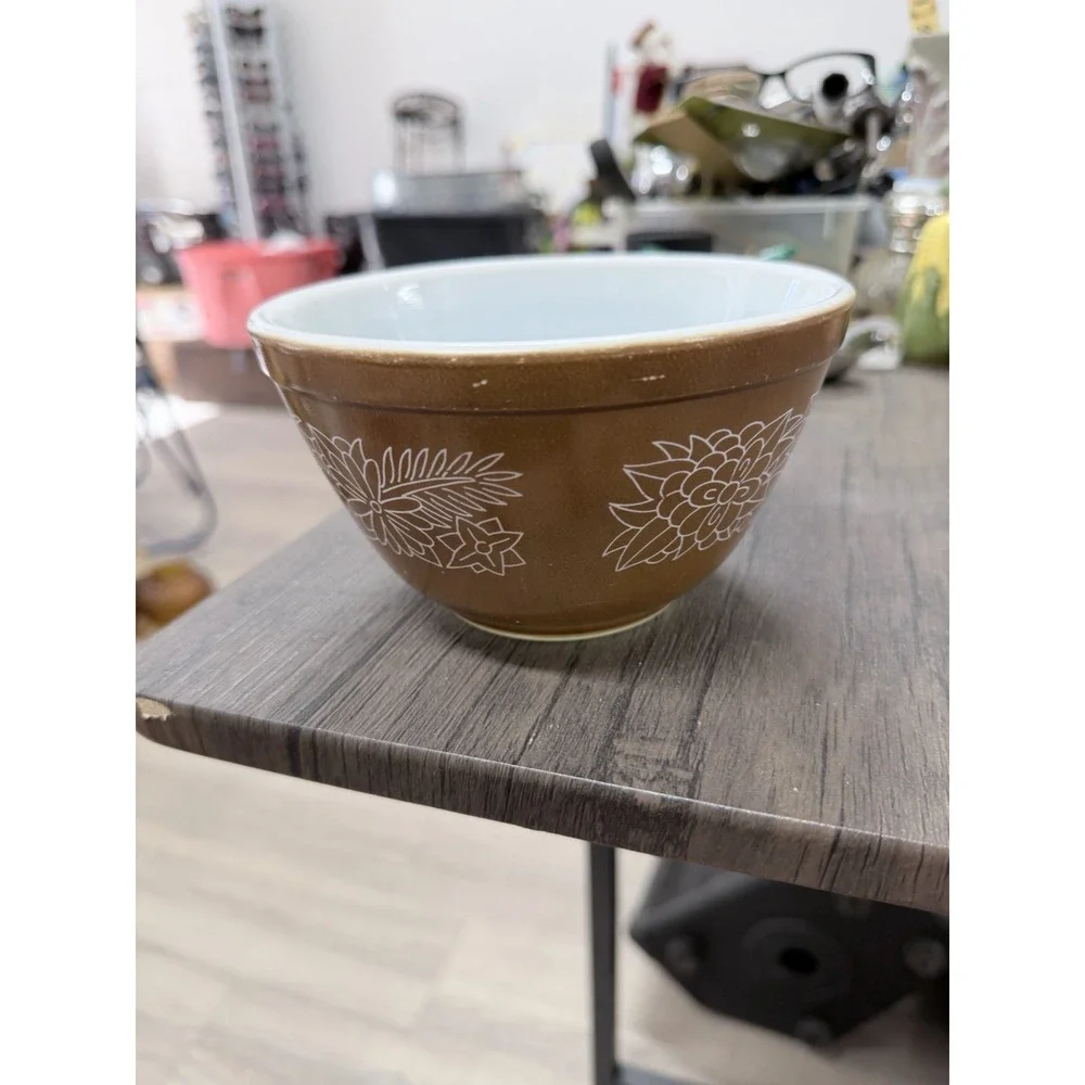 Pyrex Woodland Vintage Floral Brown White Round Mixing Bowl 750ml 3.5x5.5 Inches